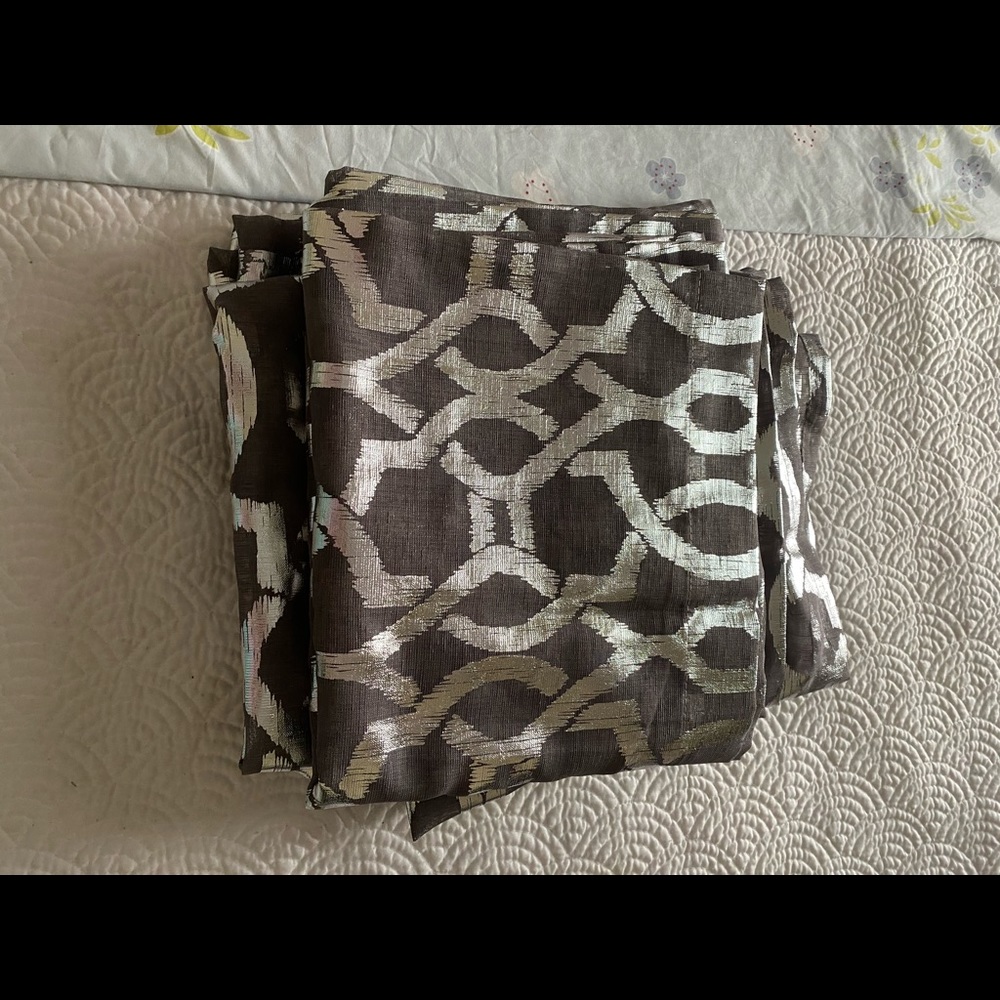 Lot of 8 panels has the look and feel of linen